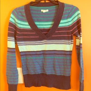 Aeropostale v-neck sweater